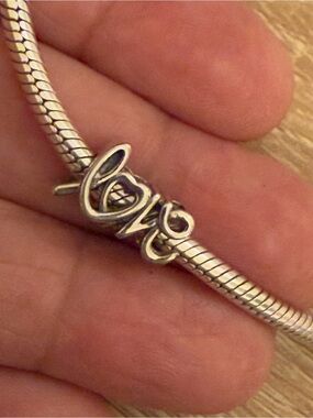 Sterling Silver 'Love' Script Charm Bead